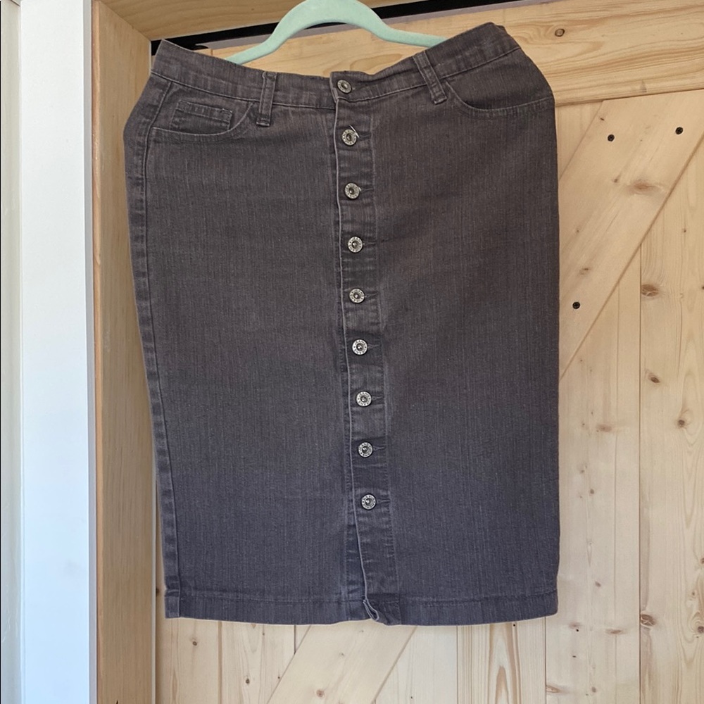 Gray Button-Front Pencil Skirt